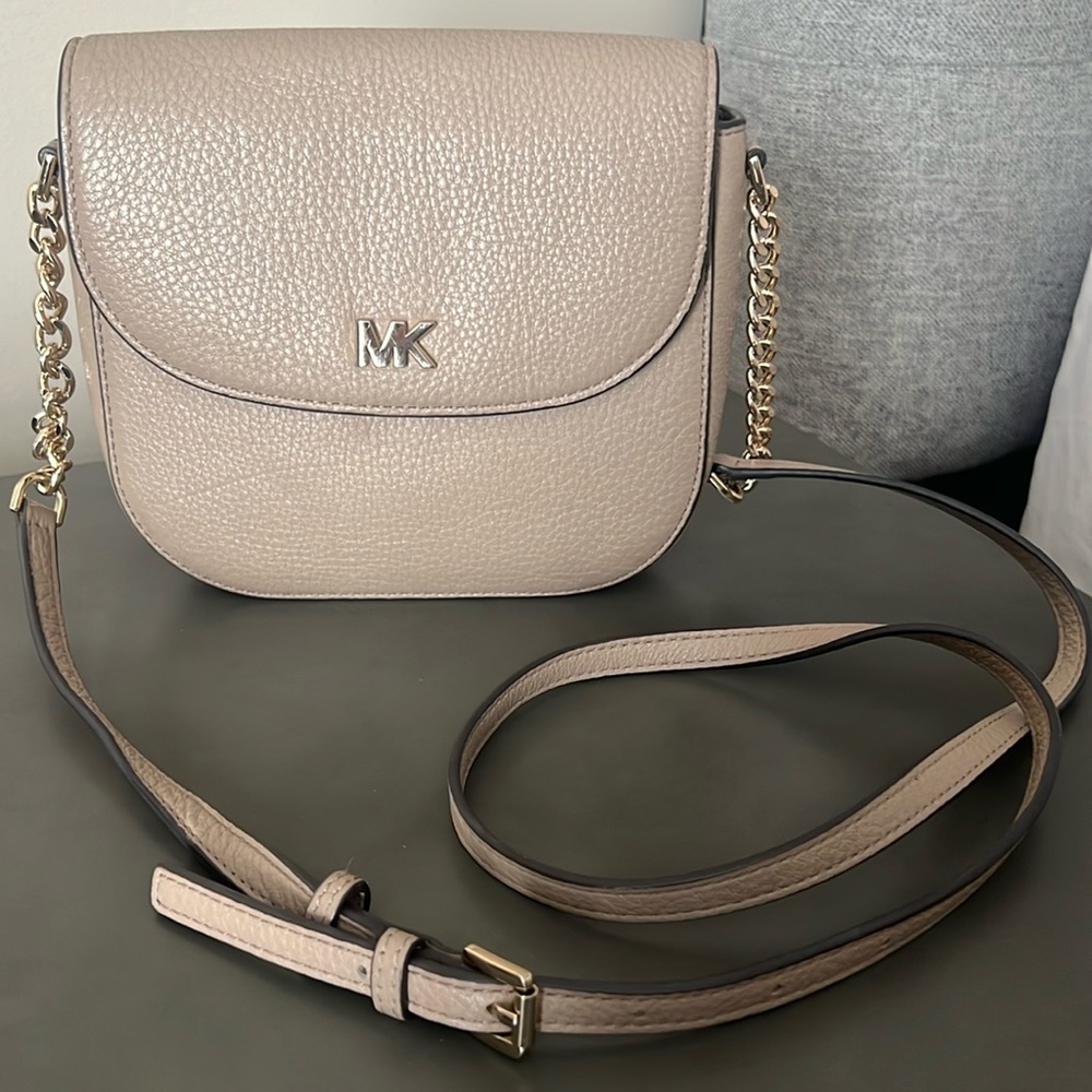 Michael Kors crossbody purse